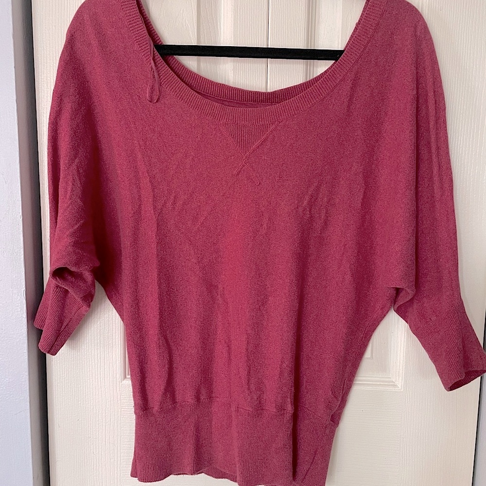 American eagle off shoulder tee